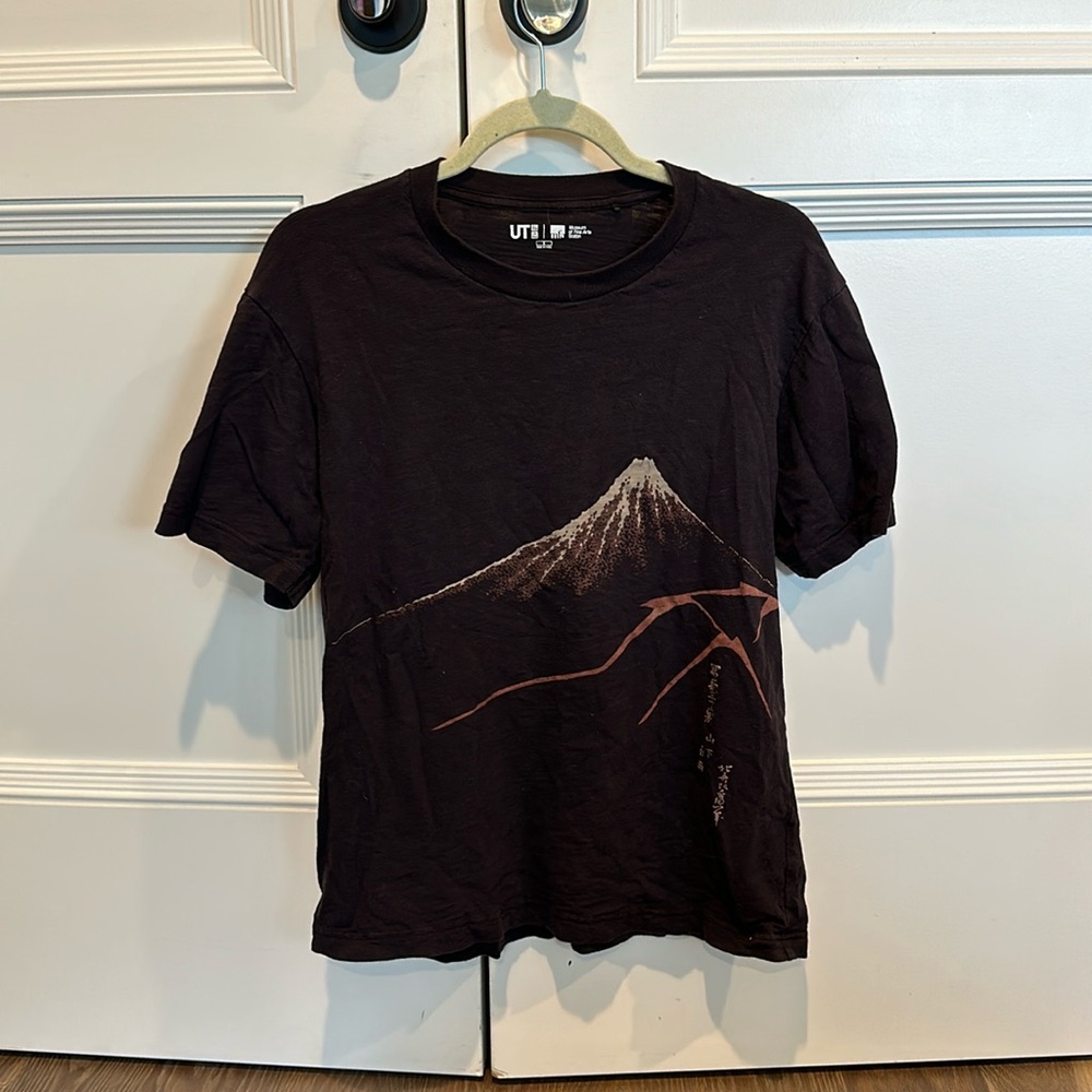 Uniqlo Fujiyama Shirt - Pre Owned
